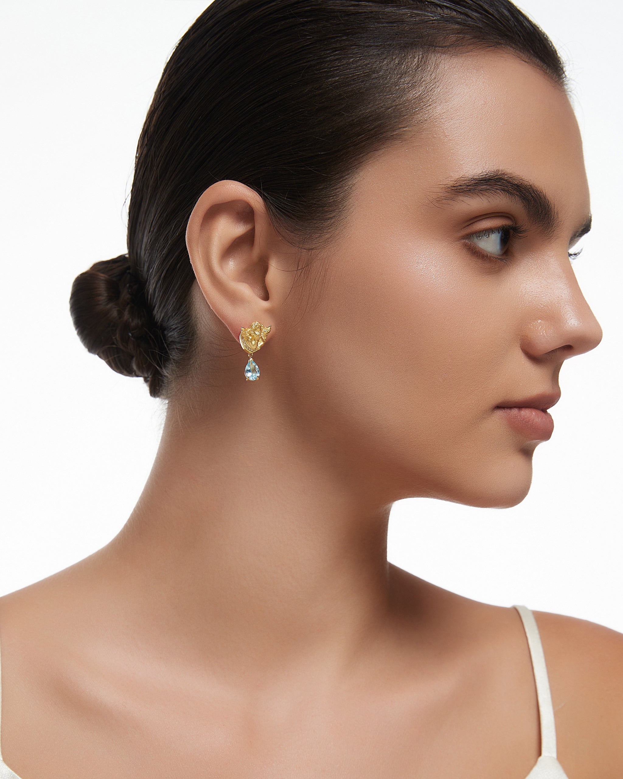 Boucles d'oreilles pendantes Cupidon en argent sterling avec topaze