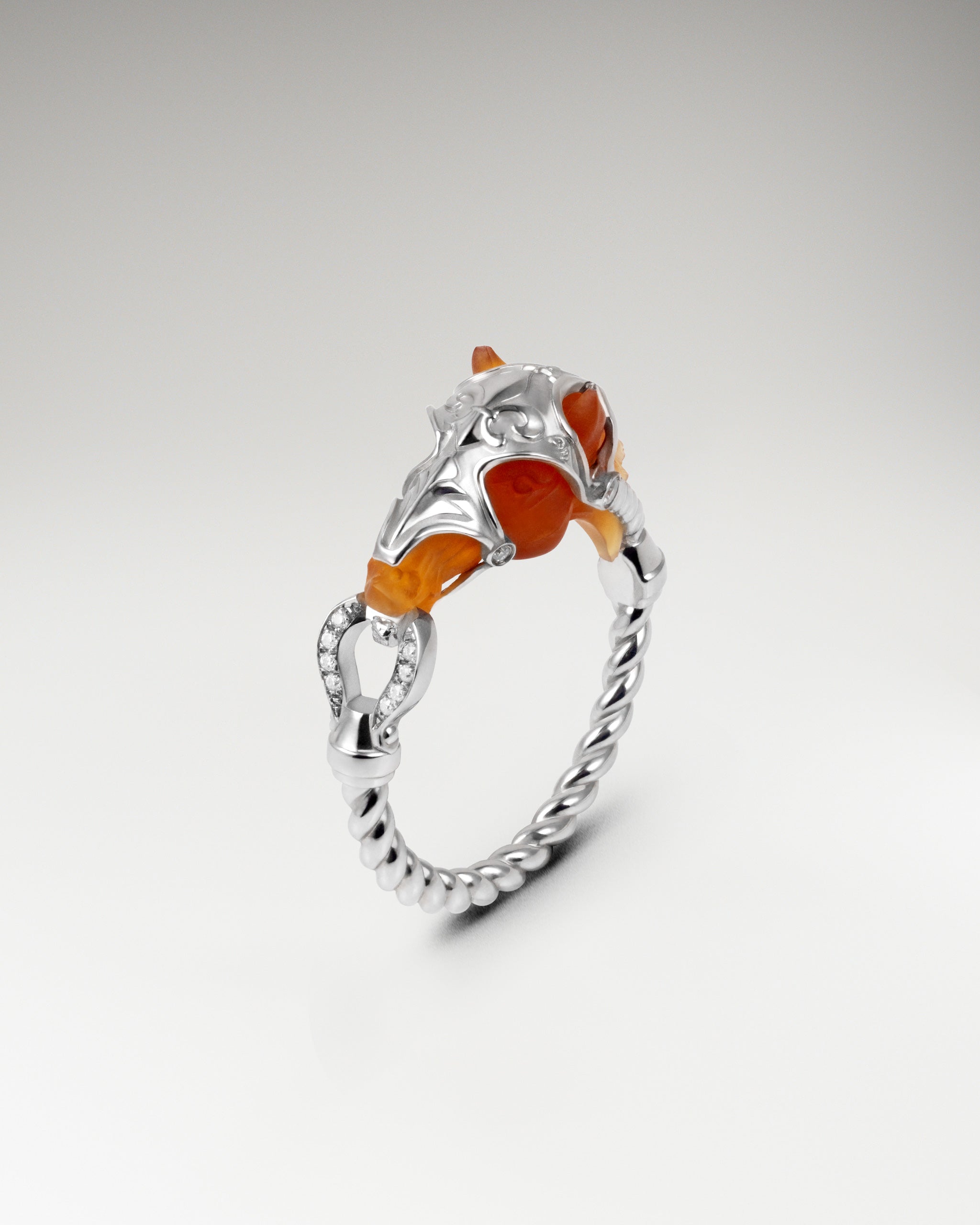 モアッサナイト付きスターリングシルバーとブラックアゲートのワイルド レンジリング リング