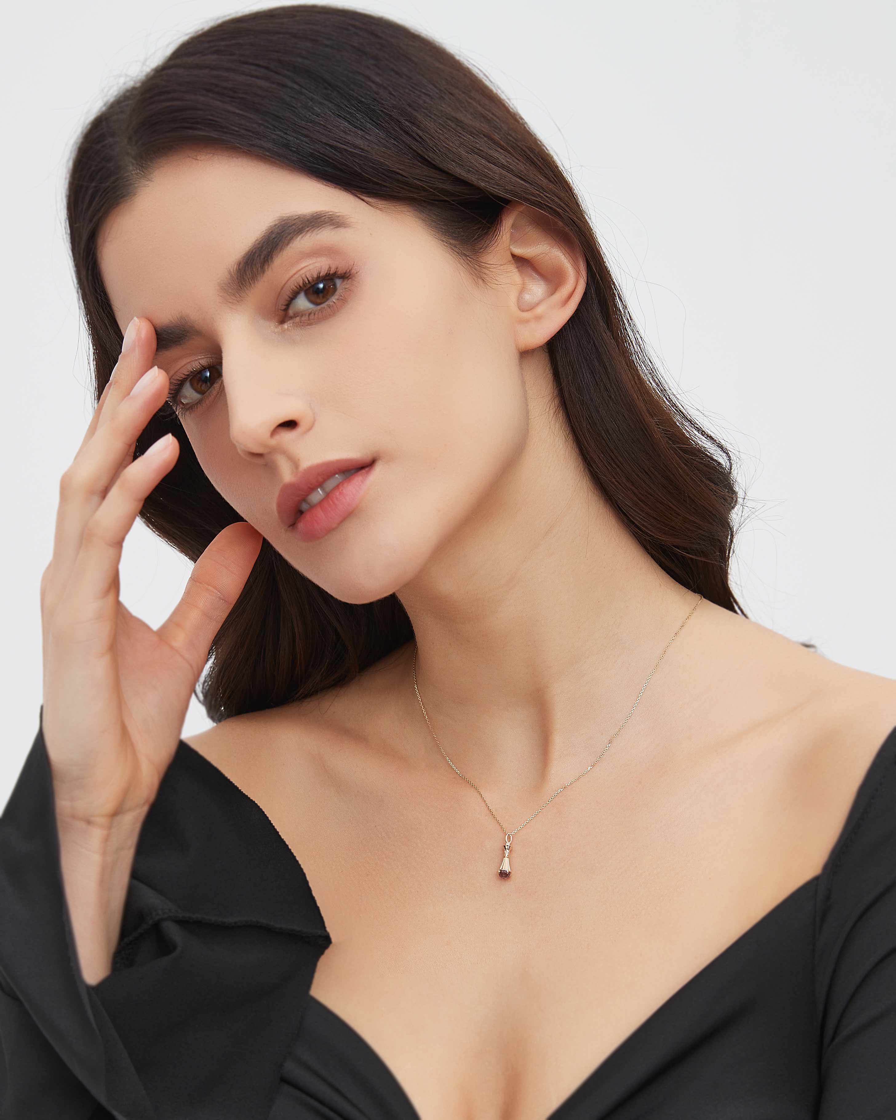 The Queen Pendant Necklace In Gold Vermeil With Amethyst