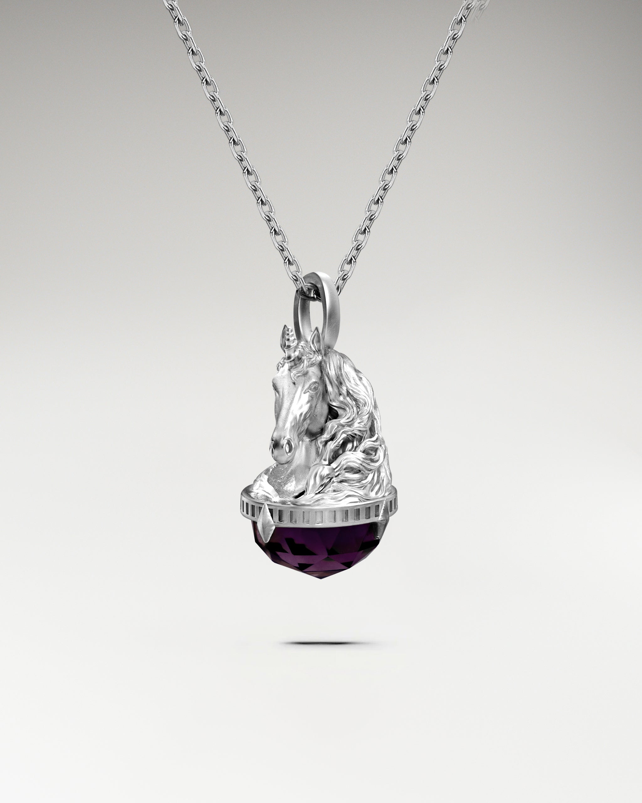 Monokeros Pendant In Sterling Silver With Amethyst