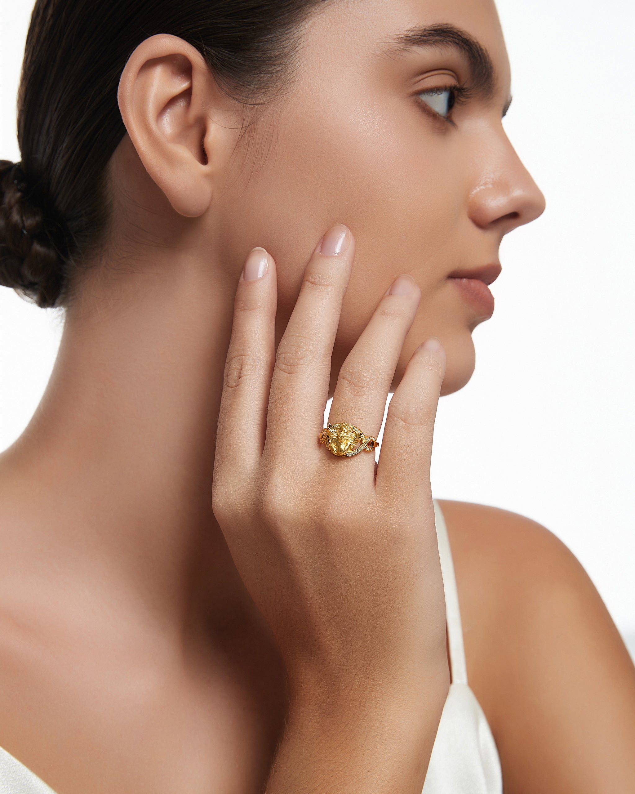 Eternal Guardian Ring In Sterling Silver With Moissanite