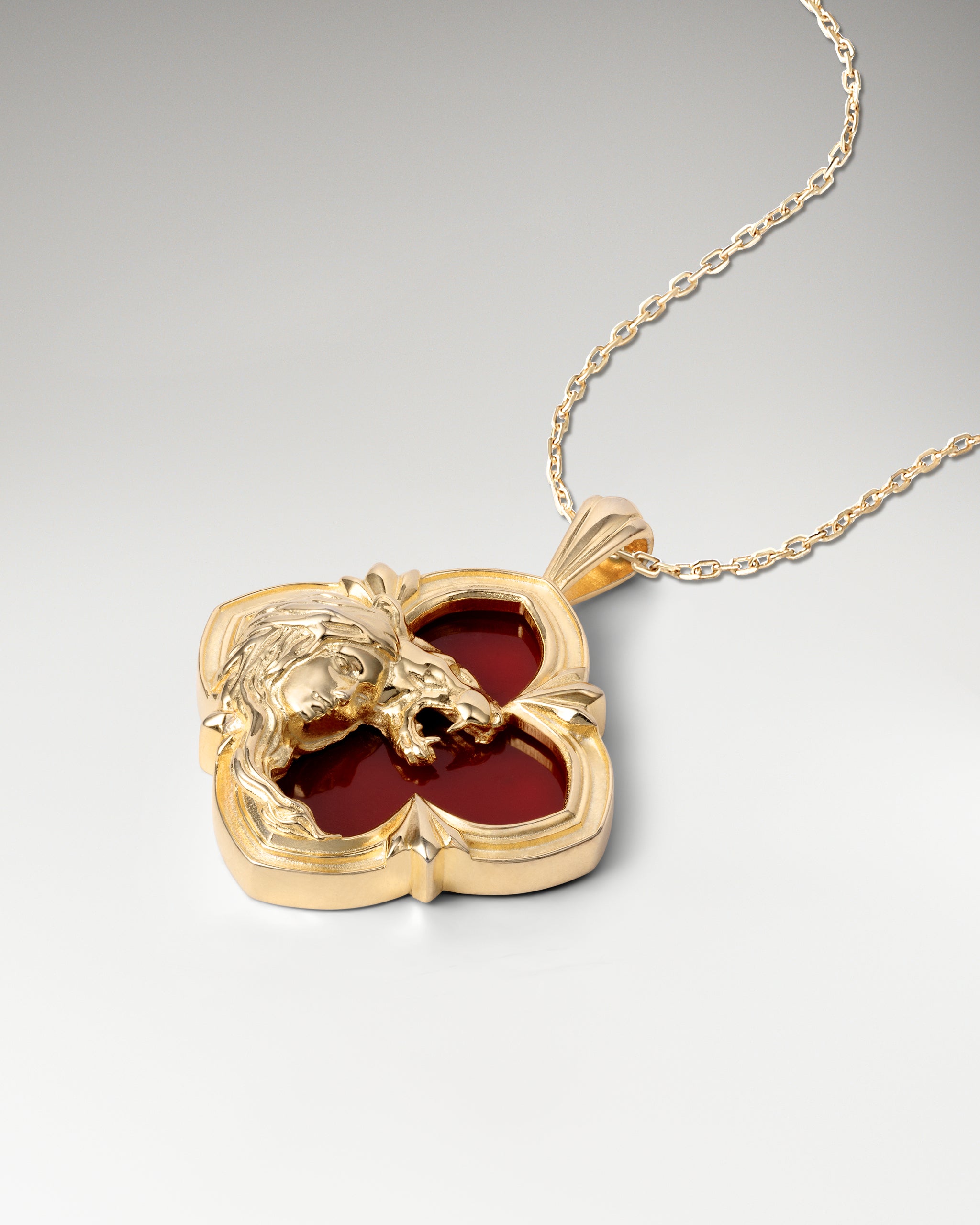 Wild Encounter Pendant Necklace In Gold Vermeil