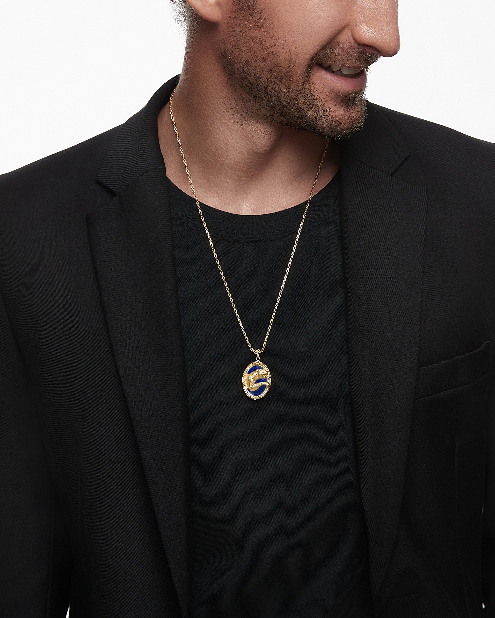 ラピスラズリをあしらったスターリングシルバーのサバンナ スピリット ペンダント