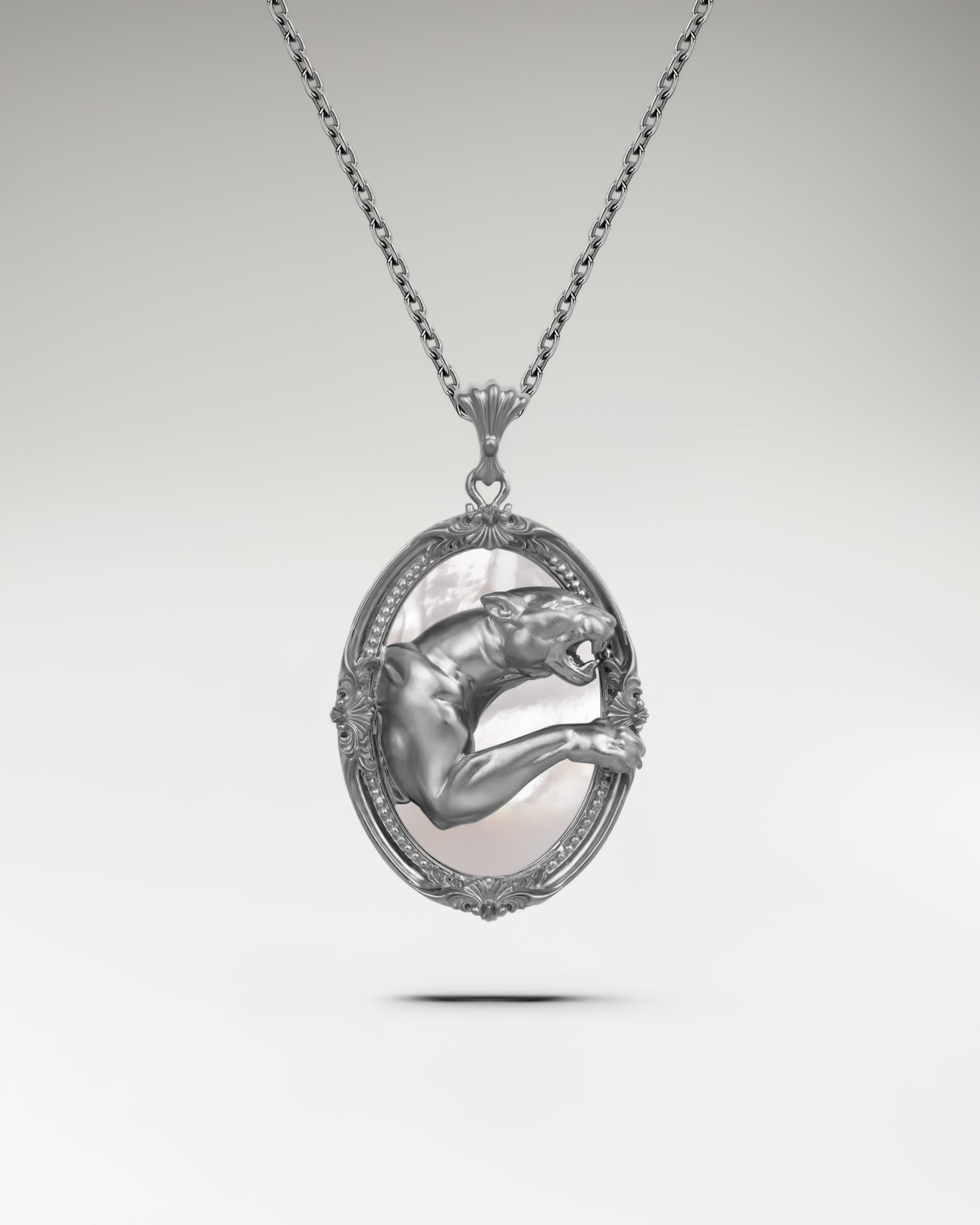 Pendentif Savanna Spirit en or avec nacre