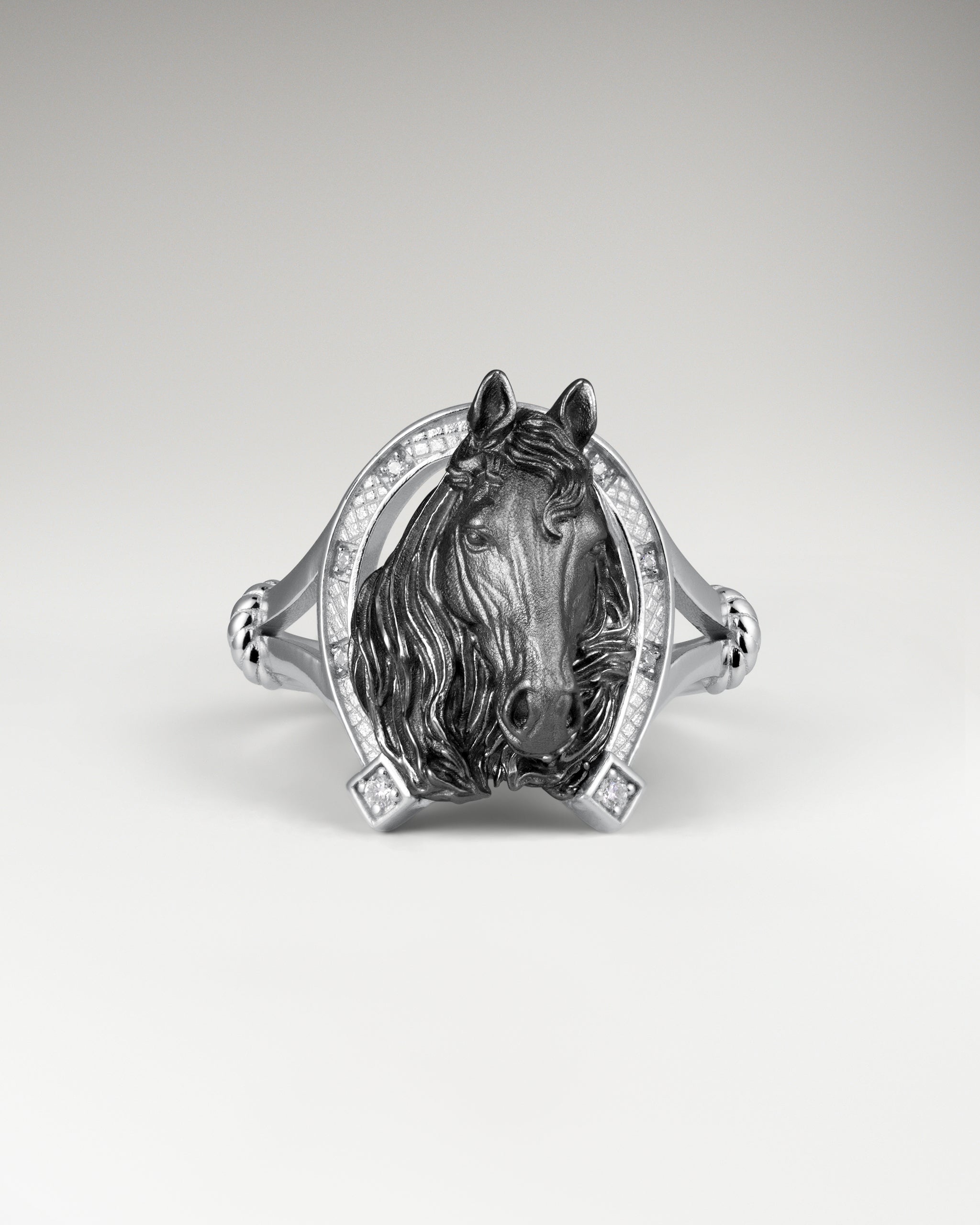 Bague Sculpture Fer À Cheval En Or Avec Diamant