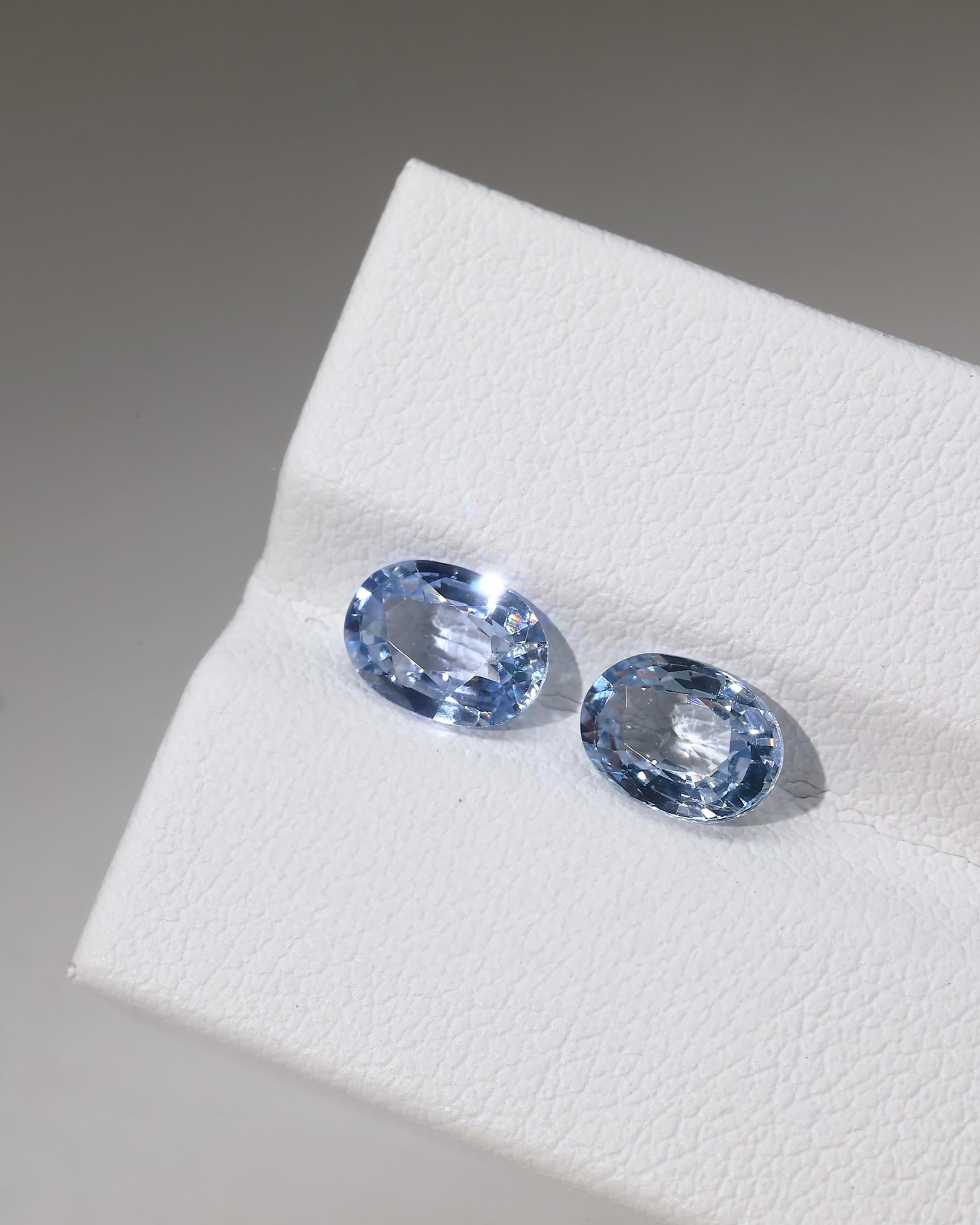 Oval Shape Natural Blue Sapphire - 0.941ct / 1.068ct