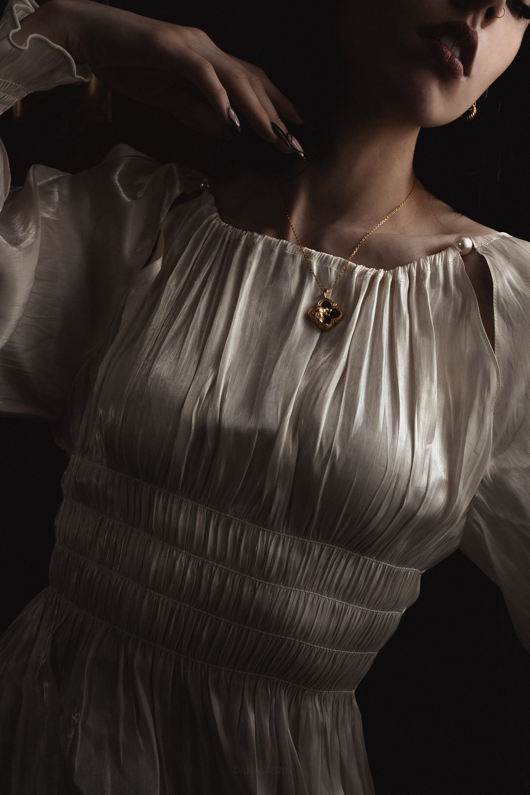 @blacksteam_’s Dark Romance and Untamed Elegance