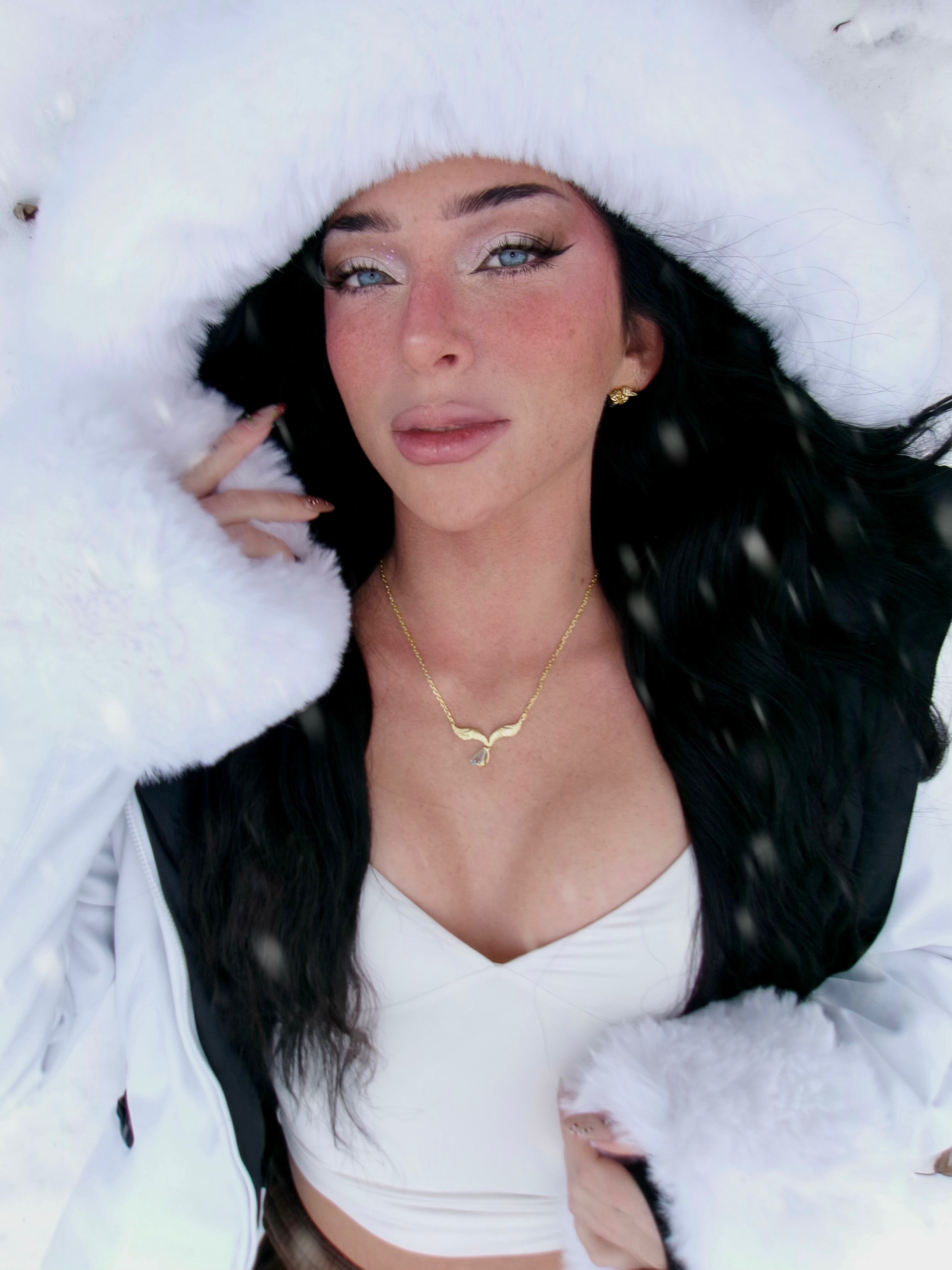 @moriahhgrace’s Ethereal Angelic Aesthetic with Natural Blue Topaz
