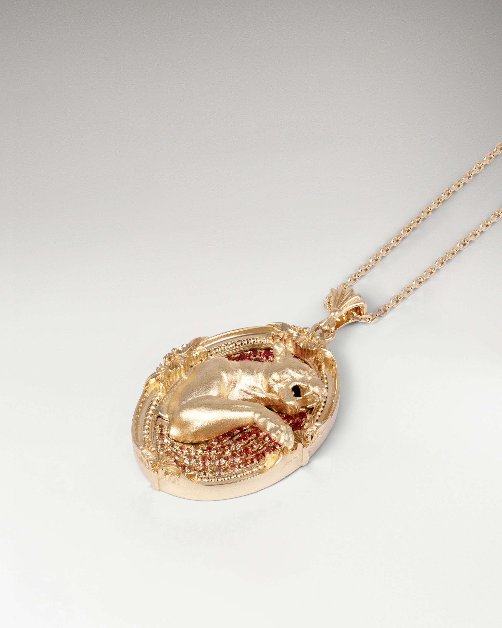 Savanna Spirit Pendant In Gold With Sapphire