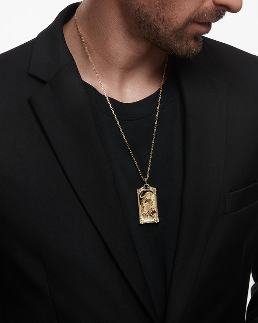 Le collier pendentif interdit en argent sterling avec grenat
