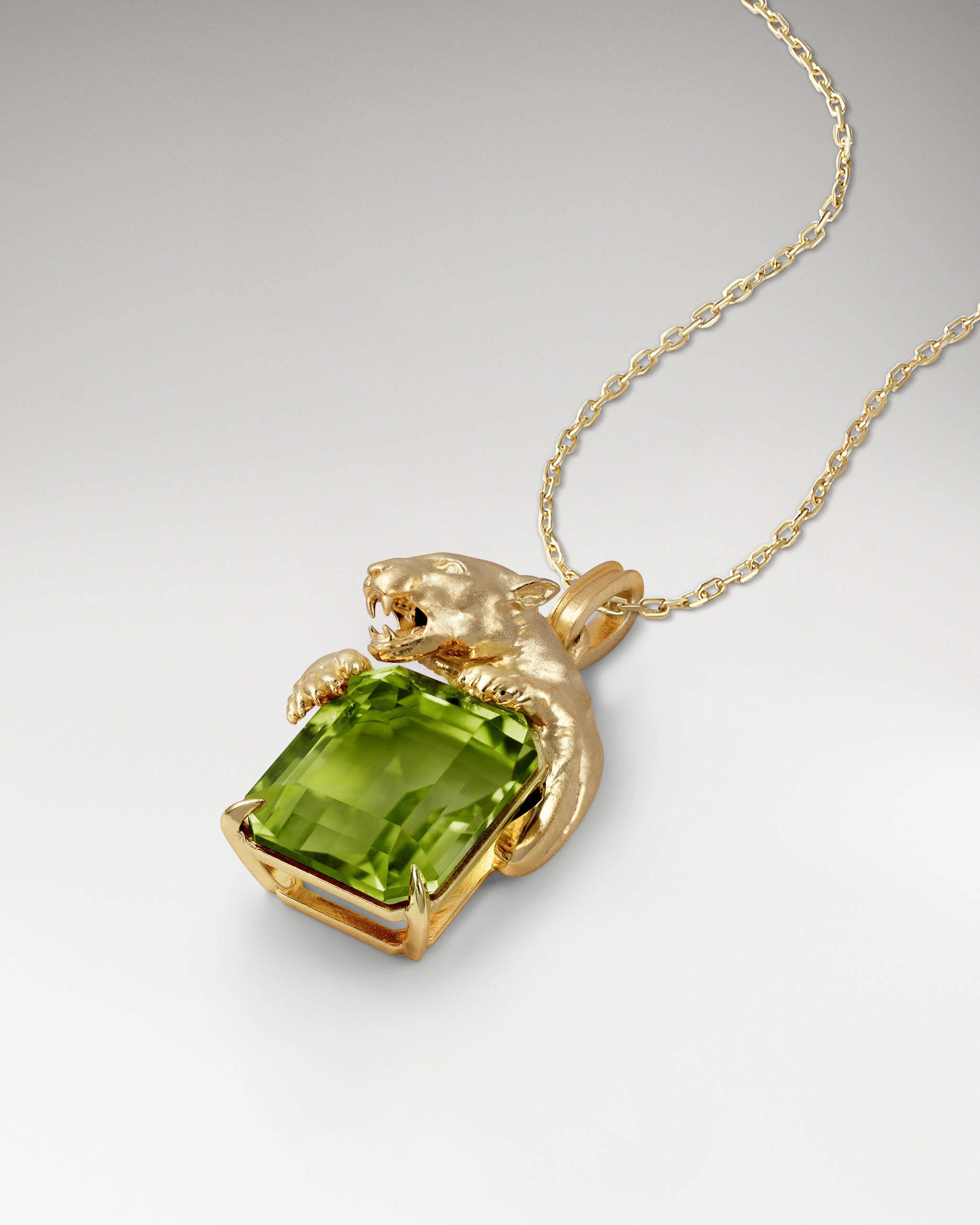 Savanna Skulptur-Anhänger-Halskette aus Sterlingsilber