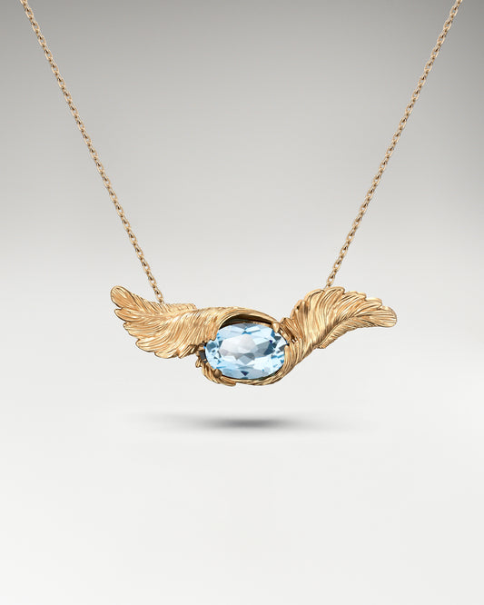 Collar con colgante de abrazo de plumas en oro con aguamarina