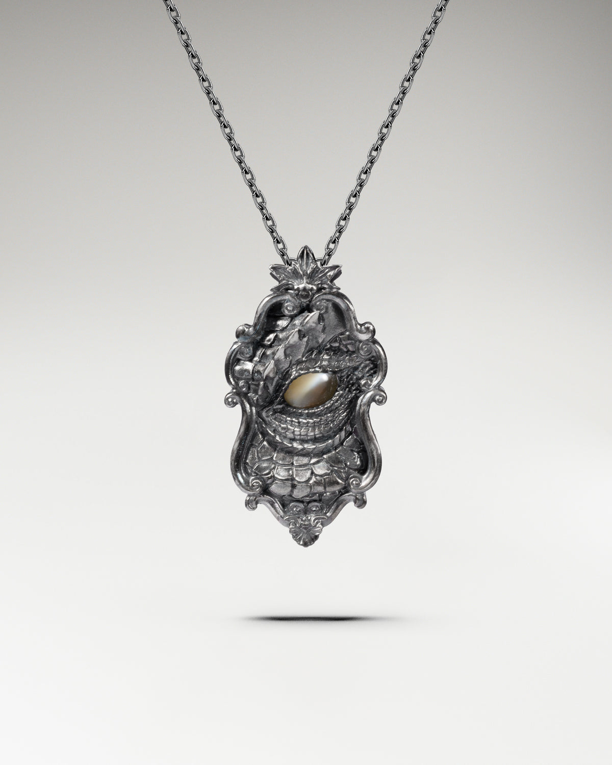 Noir-Drachenblick-Anhänger aus Sterlingsilber mit Amethyst