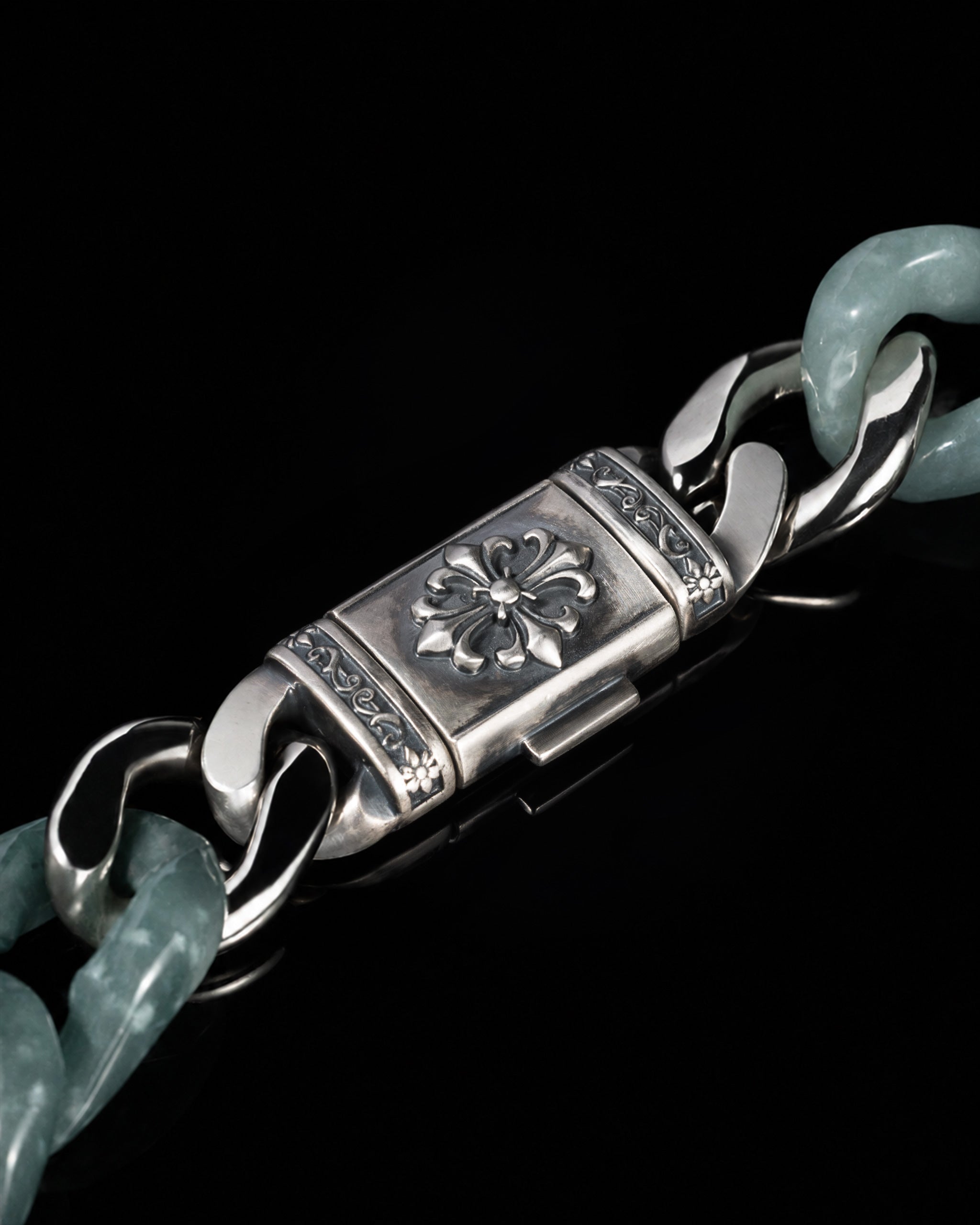 Relic Clasp In Sterling Silver With Jade Cuban Link