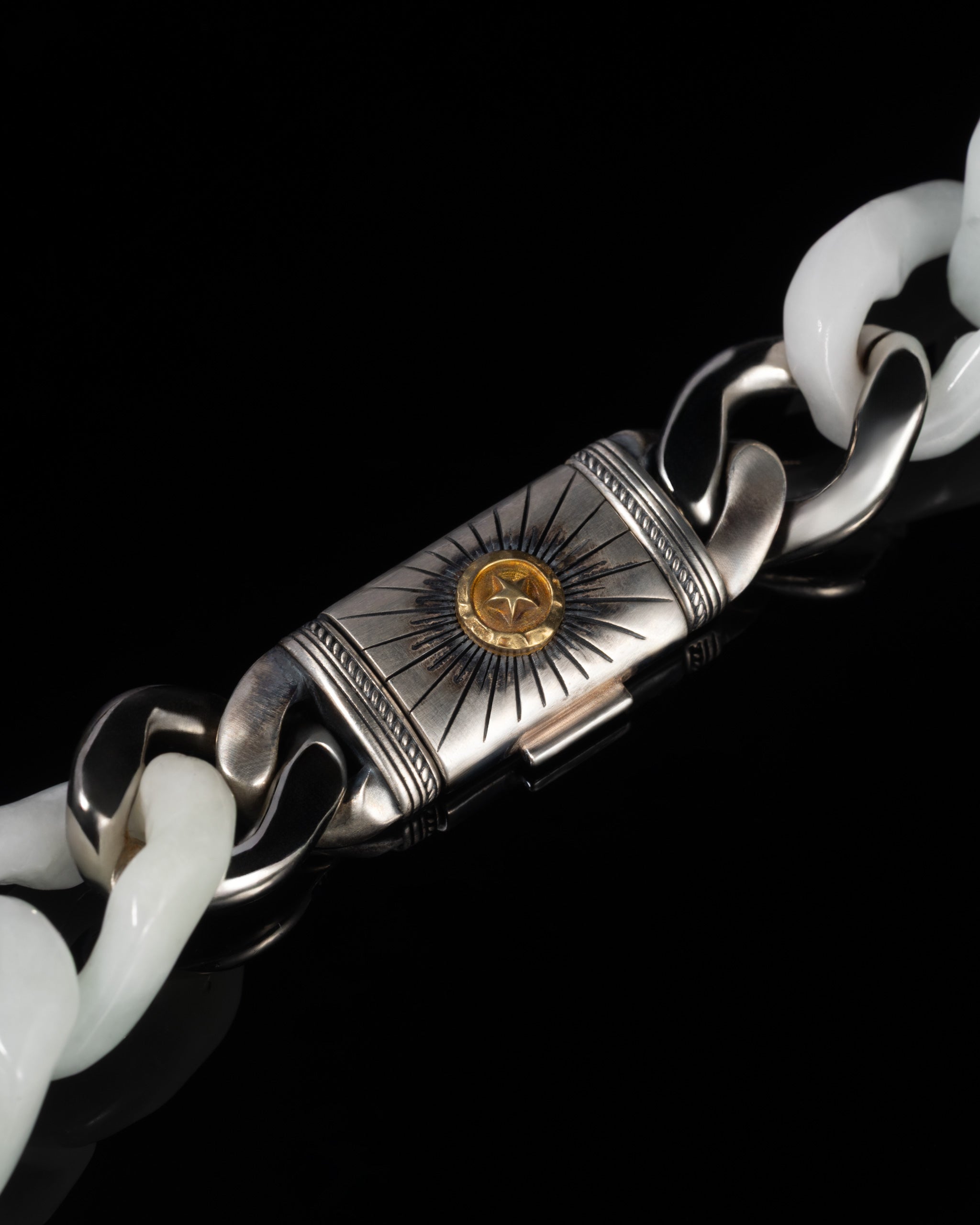 Sol Clasp In Sterling Silver With Jade Cuban Link