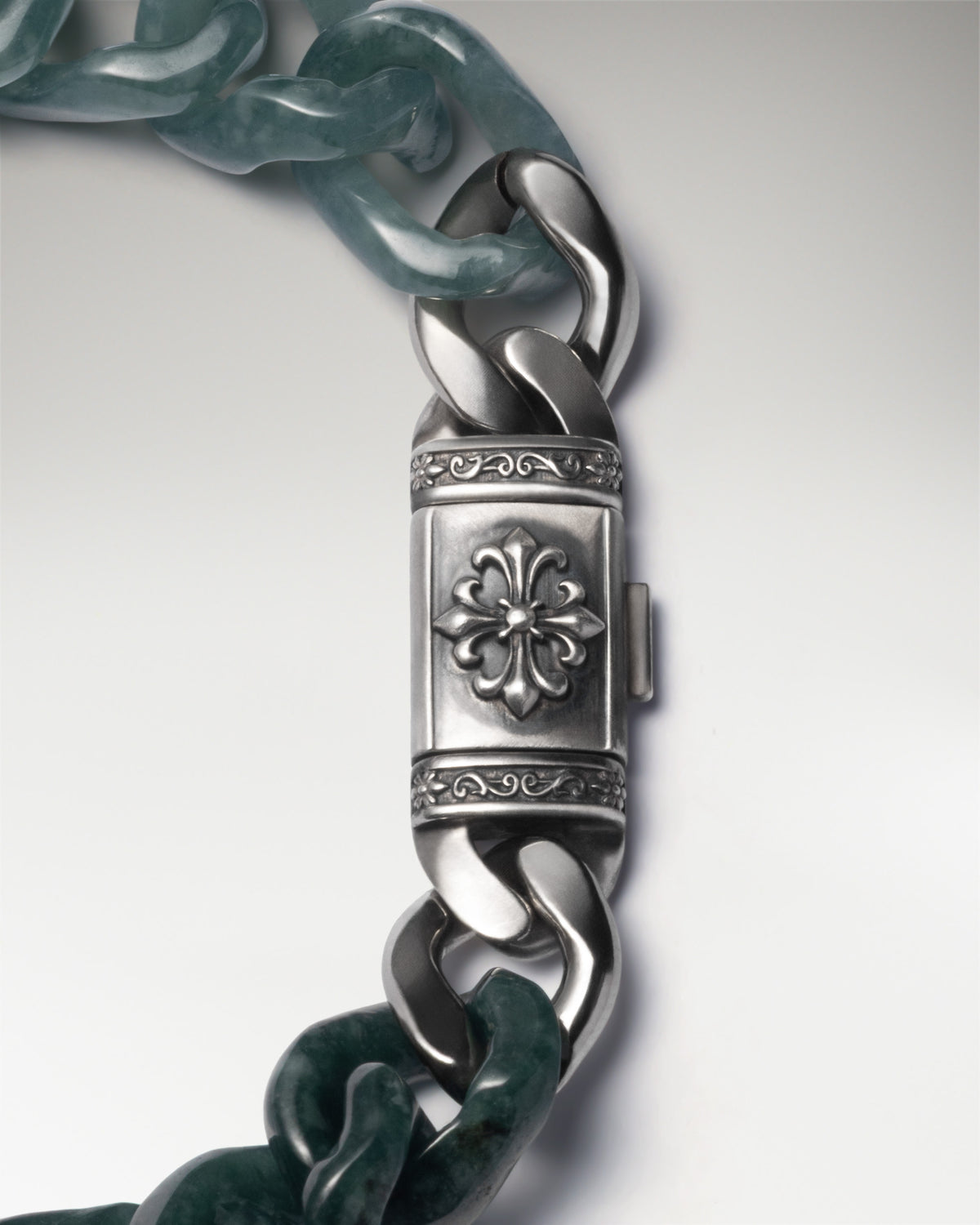 Relic Clasp In Sterling Silver With Jade Cuban Link