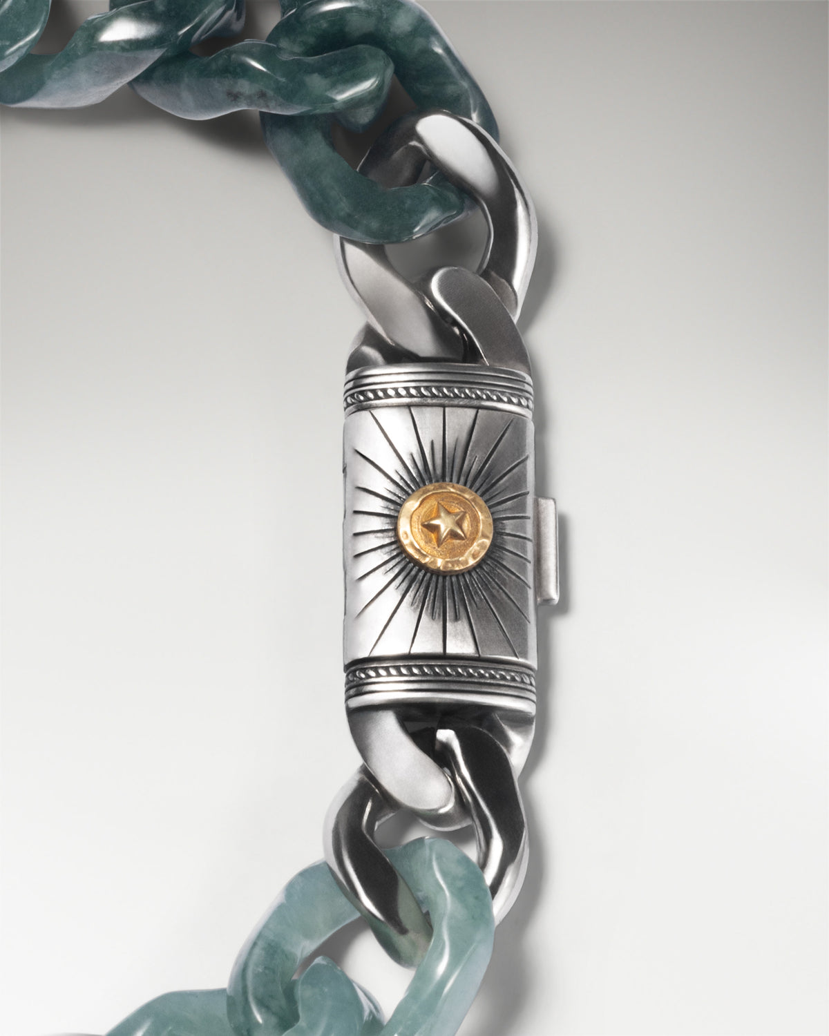 Sol Clasp In Sterling Silver With Jade Cuban Link